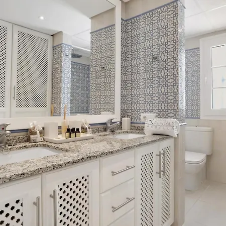3 Bedroom In Aldea Blanca Apartman Marbella