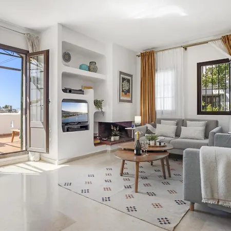 3 Bedroom In Aldea Blanca Marbella